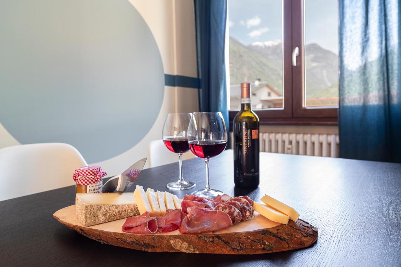 Апартаменти Loft Tirano 3Min Walk To Berninaexpress Екстер'єр фото